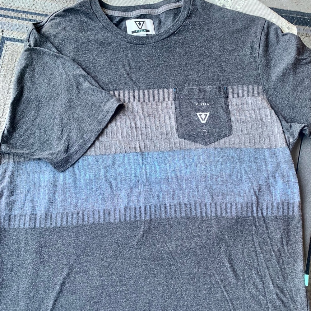 Vissla Men's Short Sleeve Tshirt Striped Vintage Retro Look XL